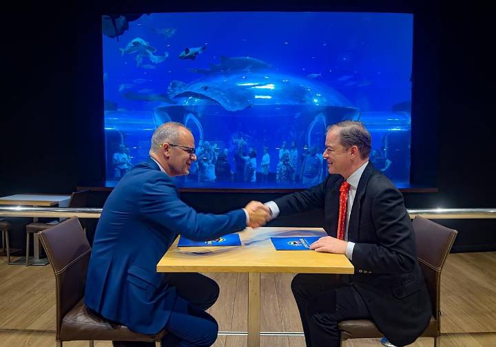 Gobierno de Canarias y Loro Parque Fundación firman un protocolo de colaboración para la conservación del litoral canario