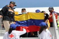 Retornan 298 venezolanos con Vuelta a la Patria