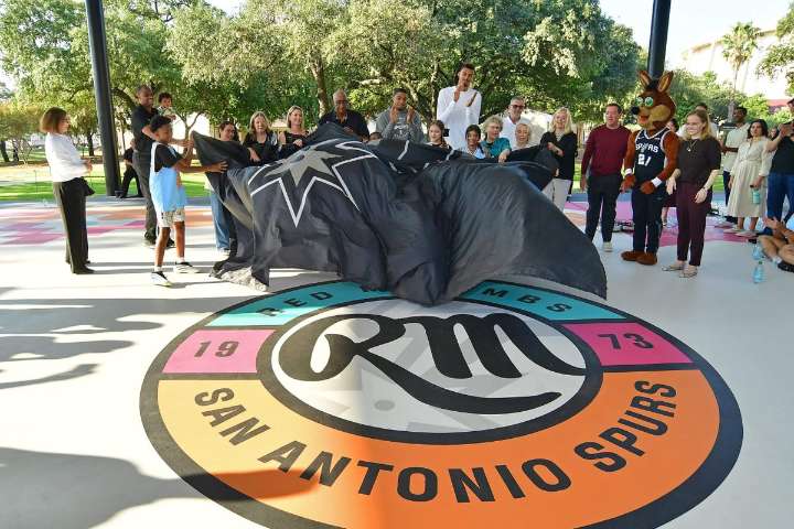 San Antonio voters approve funding for new downtown Spurs arena