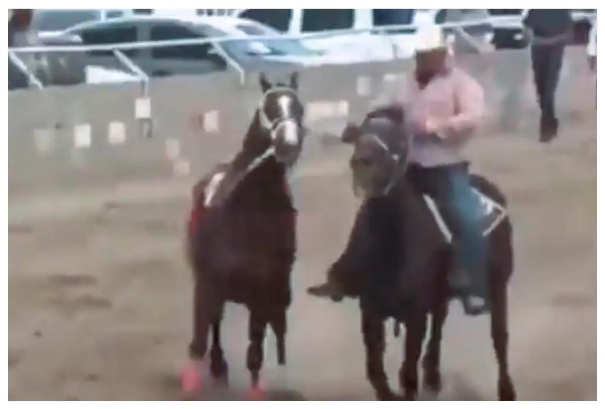 Balacera durante carrera de caballos en Parral deja al menos siete muertos