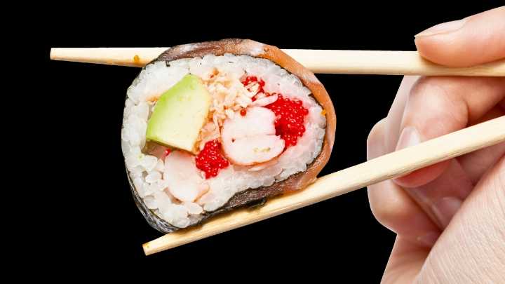 One Simple Japanese Eating Habit Is Linked to Lower Weight Gain