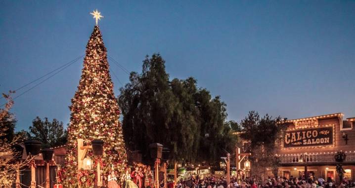 Knott’s Berry Farm adds a new Victorian Christmas tree for the holidays