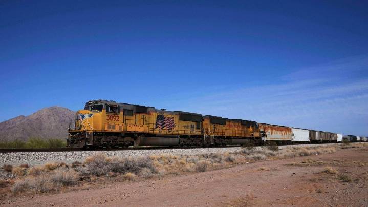 Shareholders of Union Pacific, Norfolk Southern support $85 billion rail merger