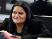 Public servants to be notified about layoffs 'shortly': union