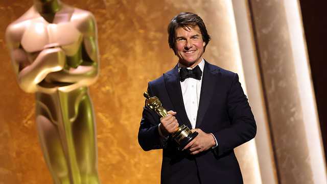 Tom Cruise finally gets his Oscar moment with a lifetime achievement trophy at the Governors Awards
