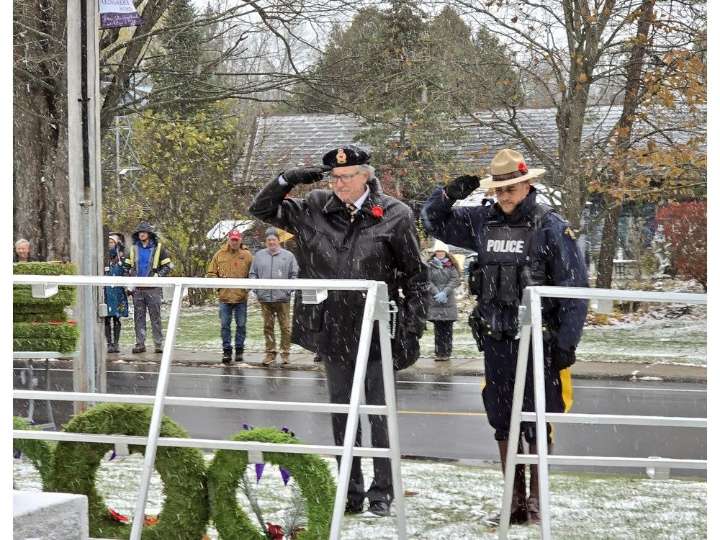 Apple Hill shares in remembrance at Sunday ceremony
