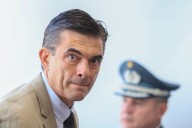 Rodrigo Paz recorta un 30% el gasto público y elimina impuestos para paliar la crisis en Bolivia