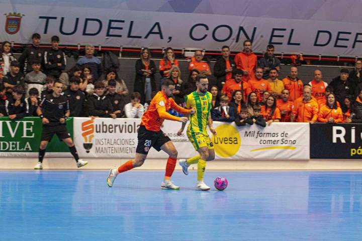 El Jaén Paraíso Interior firma una victoria de carácter en Tudela y suma su tercer triunfo consecutivo