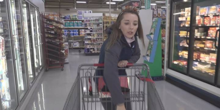 Side Dish Shuffle: Alyssa goes shopping for Thanksgiving Day recipe