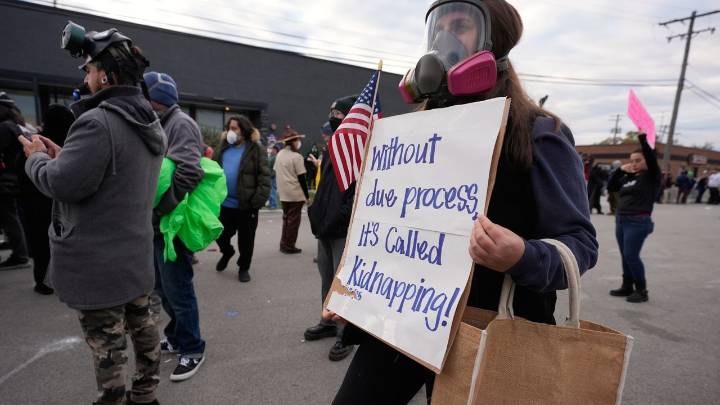 Trump administration speeds up new rules that would make it easier to charge some protesters