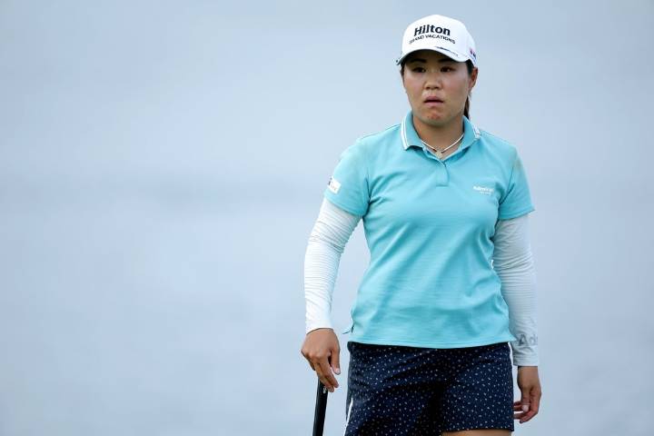 Deadspin | Nasa Hataoka, Miyu Yamashita share lead at Japan Classic
