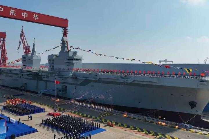 China ya tiene listo el Type 076: un barco de asalto anfibio para revolucionar su capacidad naval