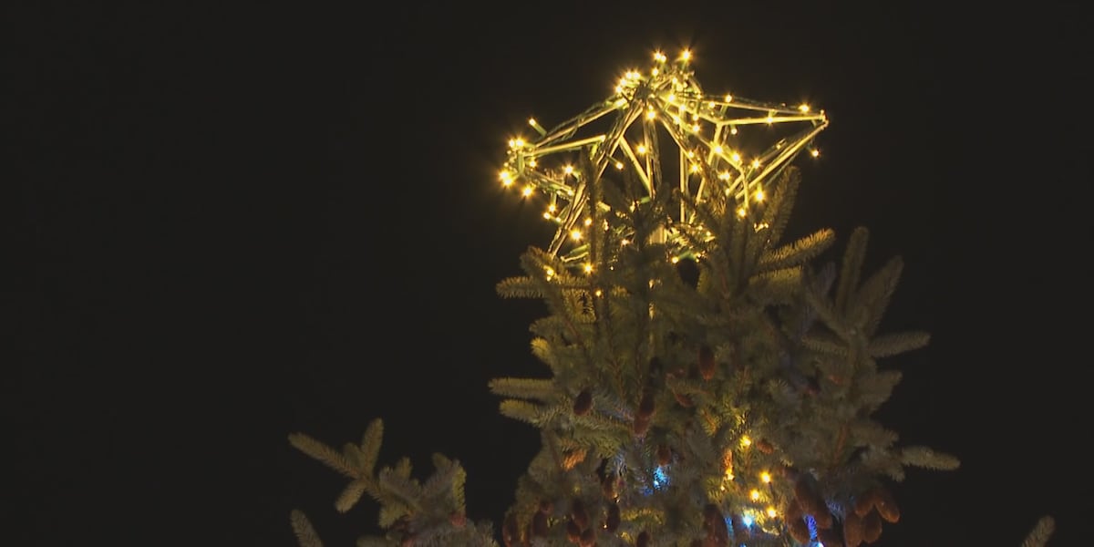 Annual Church Street tree lighting rings in the Christmas season