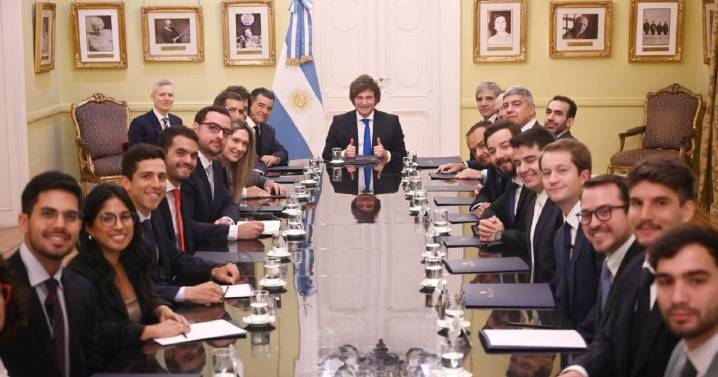 Vaca Muerta: Vista Energy presentó su plan de crecimiento al gobierno de Javier Milei