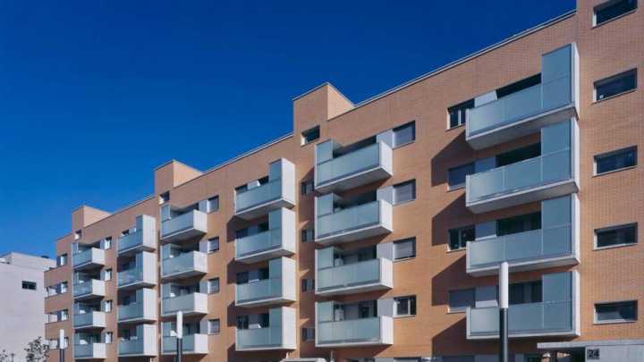 La odisea de alquilar en Madrid: exigen 5.200 euros de entrada por un piso sin nevera ni lavadora