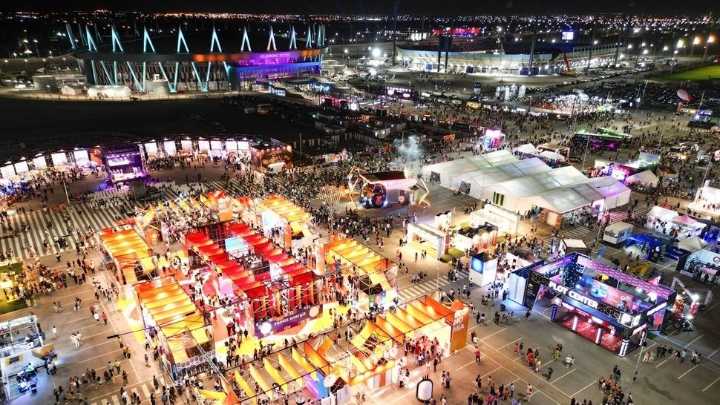 Suspendieron la feria de la FNS por el fuerte viento