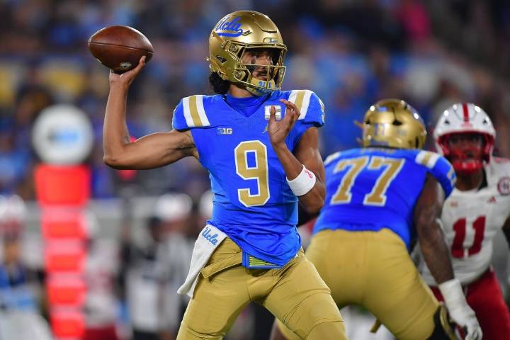 Deadspin | Report: UCLA QB Nico Iamaleava out vs. No. 1 Ohio State