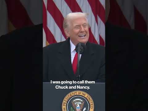 Trump Roasts ‘Chuck & Nancy’ With Thanksgiving Turkey Pardon Joke #shorts