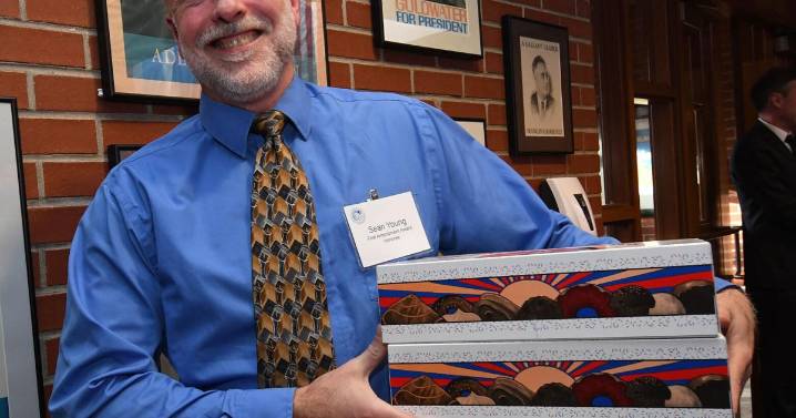 Leavitt’s Country Bakery, Conway leaders settle sign lawsuit