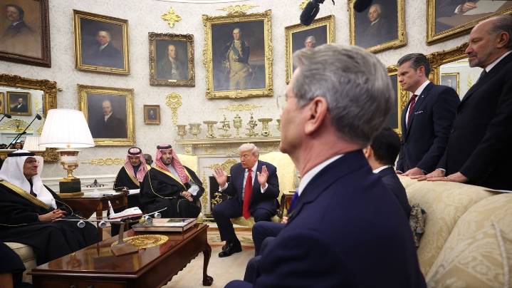 Trump with MBS on Khashoggi: "A lot of people didn't like" him