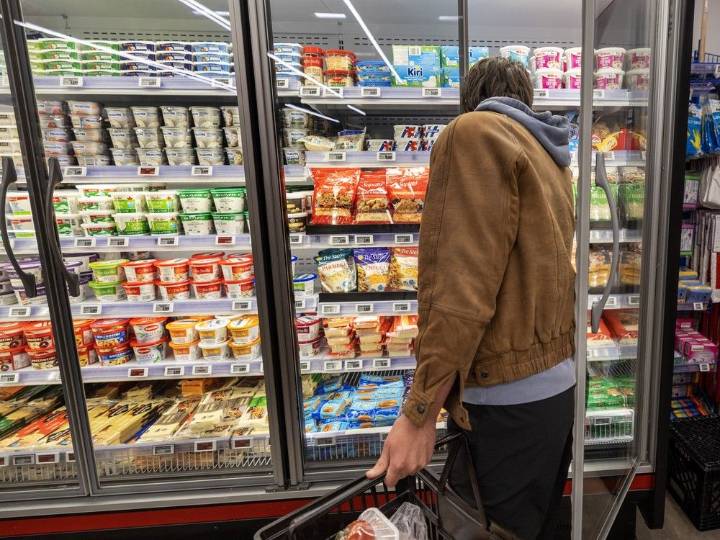 Where is the cottage cheese? Dairy factory lockout linked to shortage in Quebec