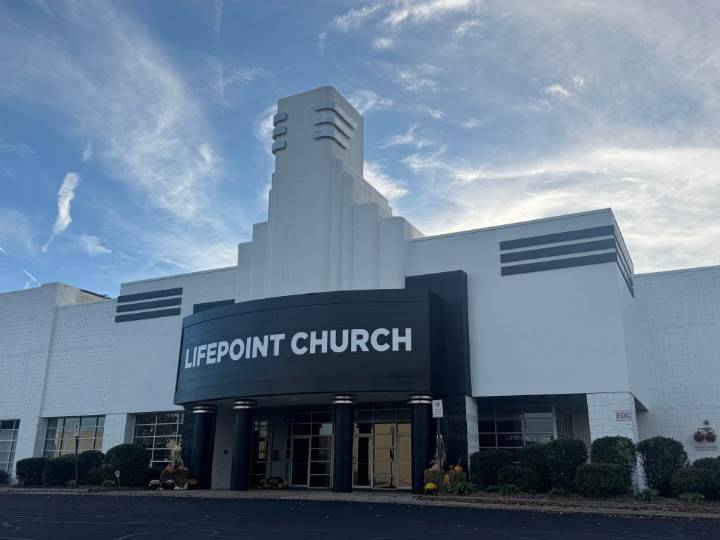 2 former regal theaters in Hampton Roads are now churches