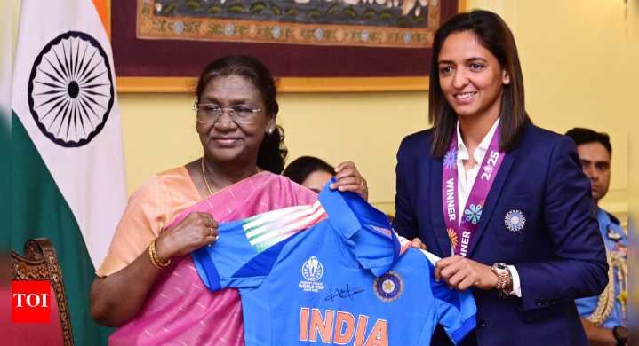 After meeting PM Modi, Women's World Cup-winning Team India presents jersey to President Droupadi Murmu