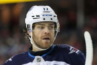 Adam Lowry, Jets agree on 5-year, $25 million extension