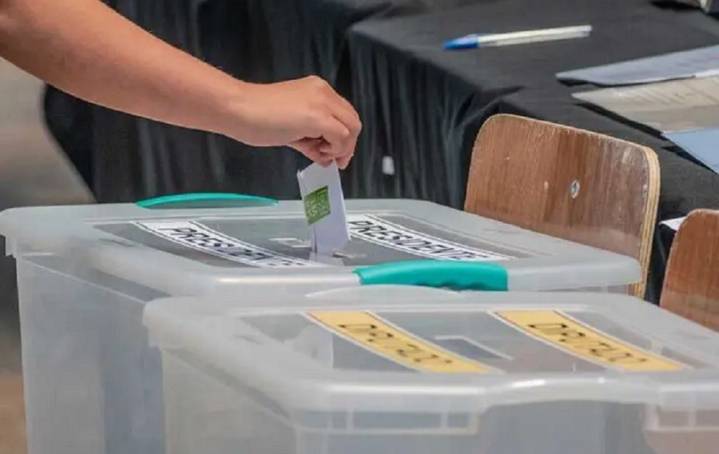 Inauguran los centros de votación en Chile para las elecciones presidenciales y parlamentarias