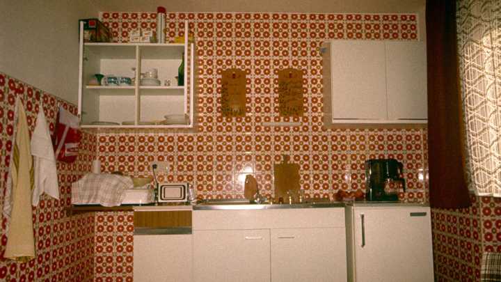 15 Must-Do Swaps To Update A '70s Kitchen Eyesore