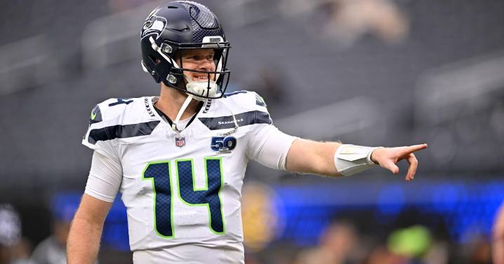 The Seahawks look to rebound against the struggling Titans before NFL's stretch run