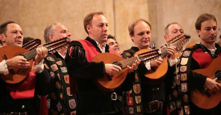 La Tuna de Derecho de Salamanca celebra su 40 aniversario con un recital solidario
