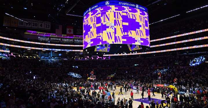 Lakers turning over documents, cooperating with NBA on betting scandal