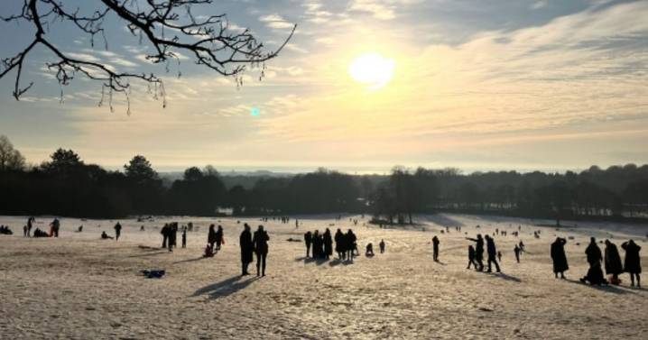 All the parts of England set for snow in deep -6C freeze lasting 192 hours