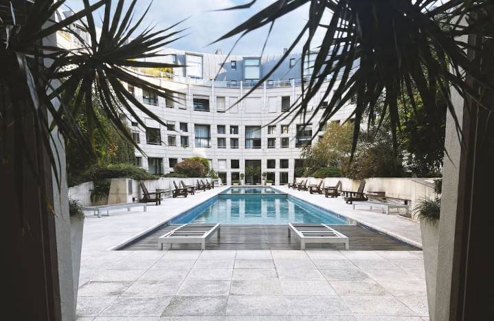 Tenía un autódromo en el techo y hoy es un loft premium en Palermo: cuánto sale vivir en el Palacio Alcorta