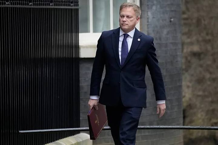 UK court jails James Bond fantasist for seven years for attempting to spy for Russia