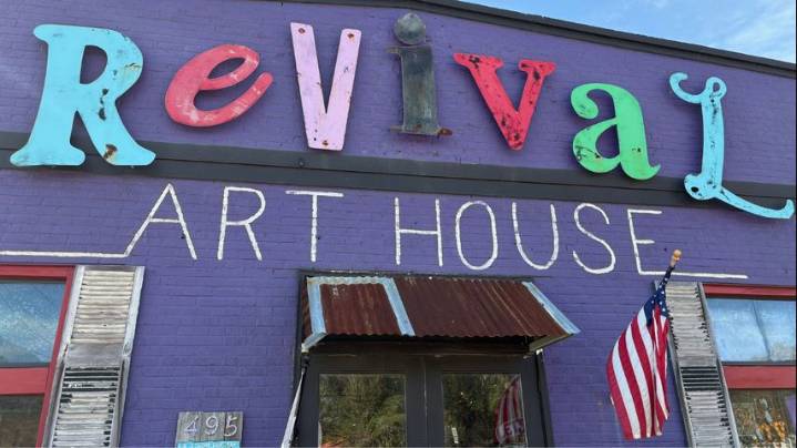 U.S. Small Business Administration visits Ponchatoula ahead of Small Business Saturday