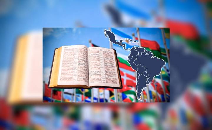 El ÚNICO país del mundo que tiene una Biblia en su bandera: está en Latinoamérica y la porta desde 1913