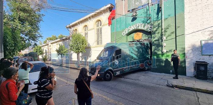 Antes de lo esperado parte traslado de internos de cárcel de San Felipe a otros penales