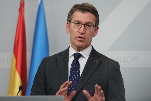 Feijóo transmite tranquilidad en torno a la negociación con Vox