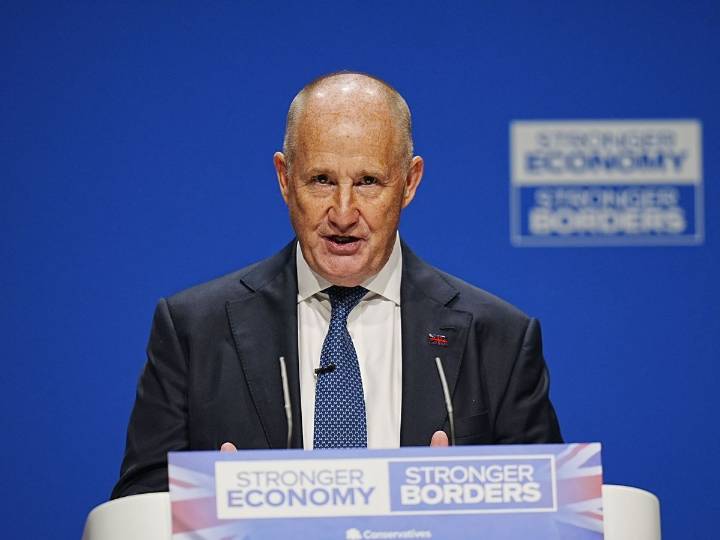 Badenoch defends Tory chairman over Nazi jibe at Reform