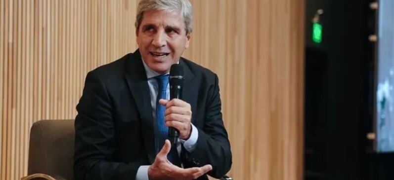 Luis Caputo anticipó las claves de la reforma laboral que impulsa el Gobierno