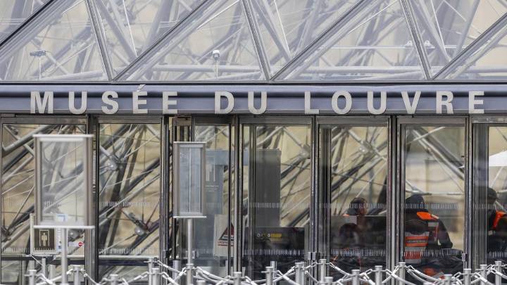 El Museo del Louvre cierra una de sus galerías más emblemáticas por "fragilidad del edificio"