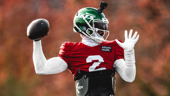 Inside the Numbers | Tyrod Taylor Still Proving It with His Metrics 15 Years Later