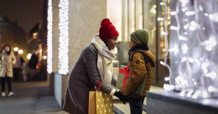 The Nerds Share Tips for Memorable, Budget