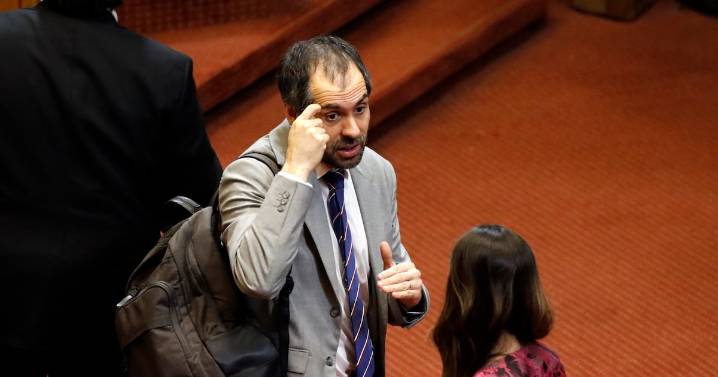 Presupuesto: Hacienda plantea sorpresiva rebaja de sueldos a cargos políticos de futuro gobierno