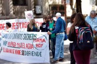 Manifestantes de Colón protestaron frente a la Intendencia de Paysandú por HIF