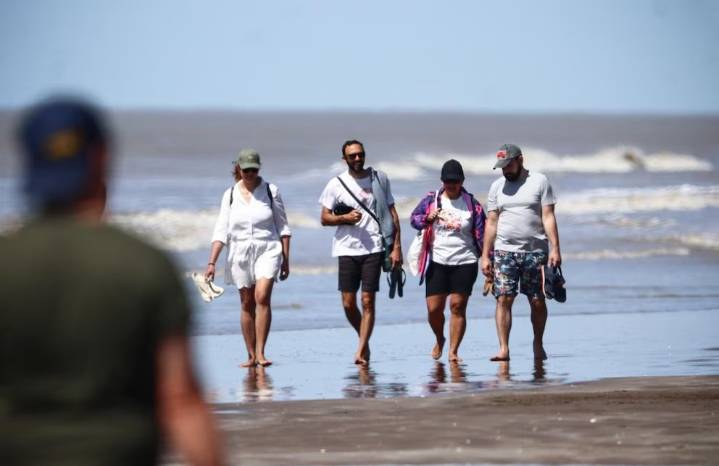 Finde largo: Aumentó la cantidad de turistas, pero con gastos más medidos