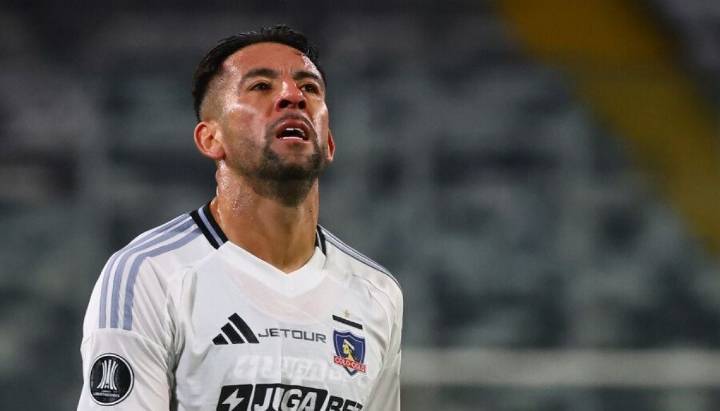 "El reemplazo ideal de Mauricio Isla": El refuerzo que propone histórico de Colo Colo