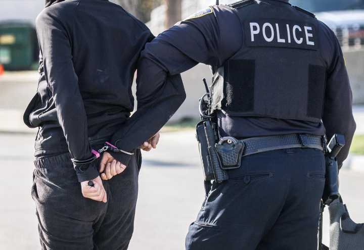 Corte de apelaciones pausa prohibición de uso de fuerza de agentes migratorios en Chicago